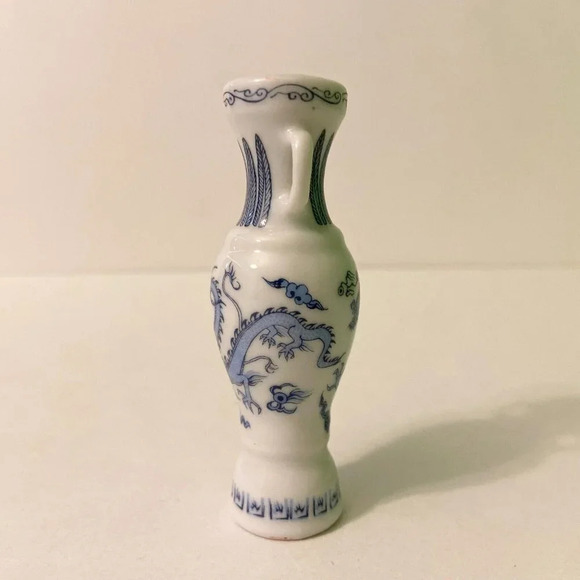 Vintage 1980 Franklin Treasures Of The Imperial Dynasties  Miniature Temple Vase - Picture 4 of 9